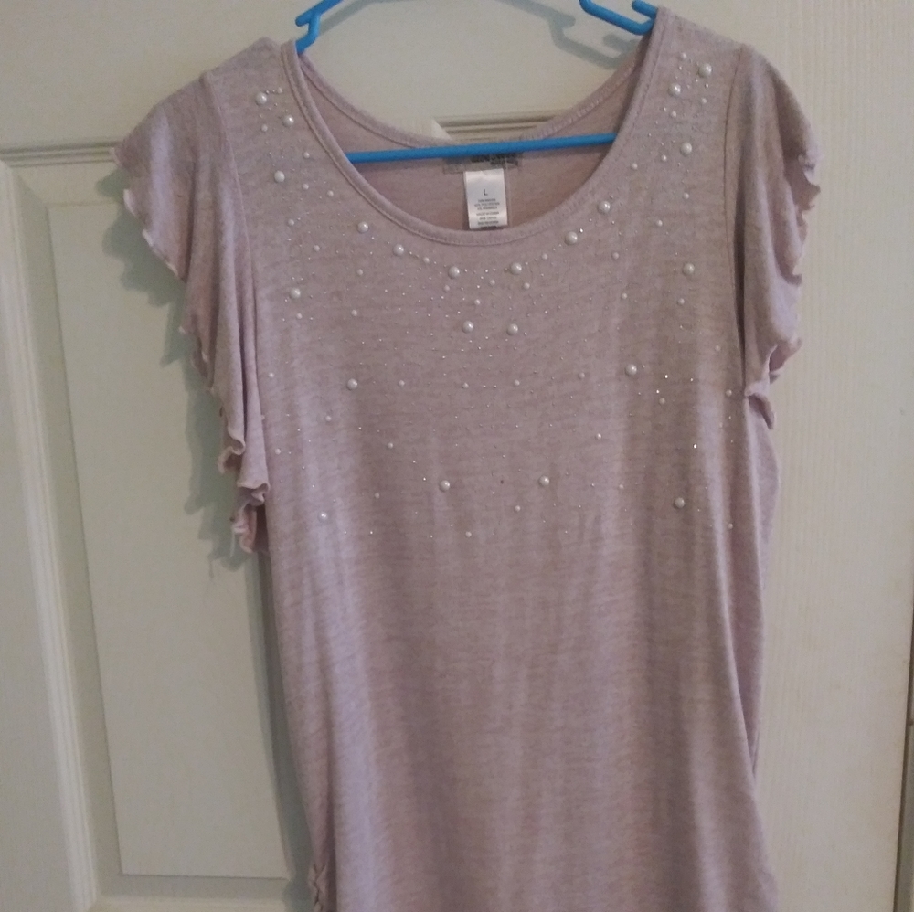 Shirt with beading
